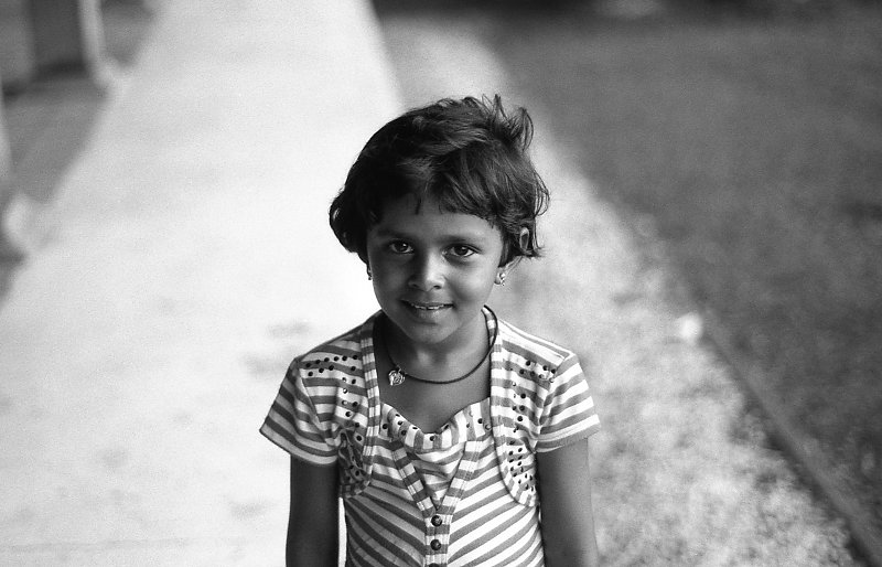 srilankaWomen-2013-low-17.JPG