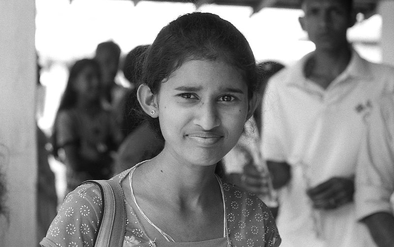 srilankaWomen-2013-low-2.JPG